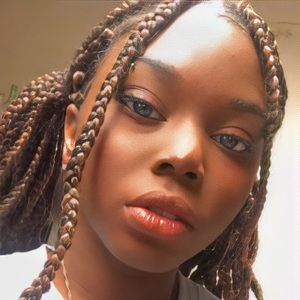 Meet your Posher, Asharah